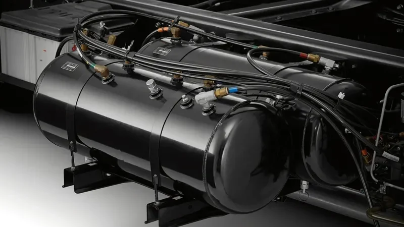 ถังลมและท่อระบบเบรกลมล้วน Full Air Brake บนแชสซีส์